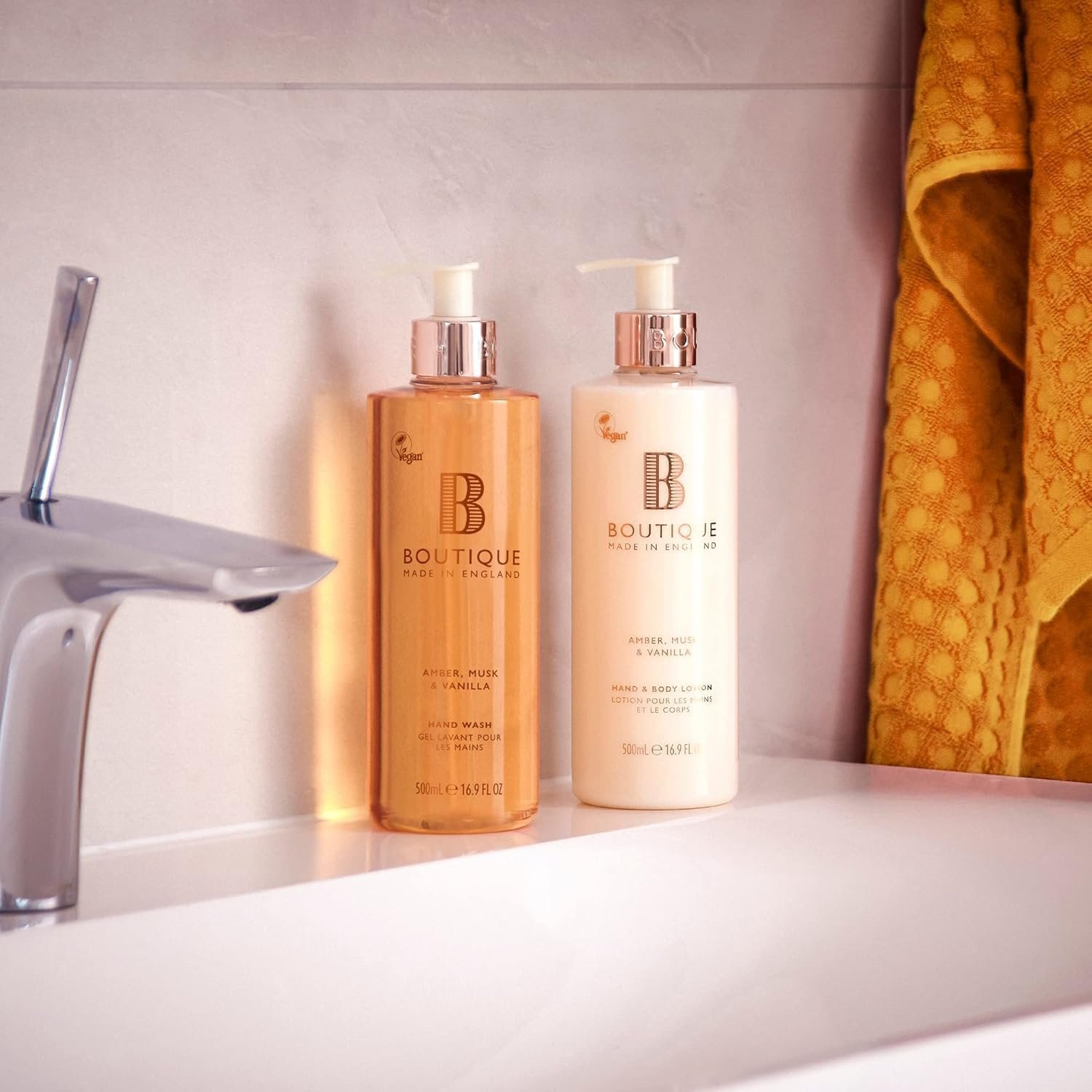 Boutique Amber, Musk & Vanilla Hand Duo Set 1 x Hand Wash, 1 x Hand & Body Lotion 500ml - Image 2